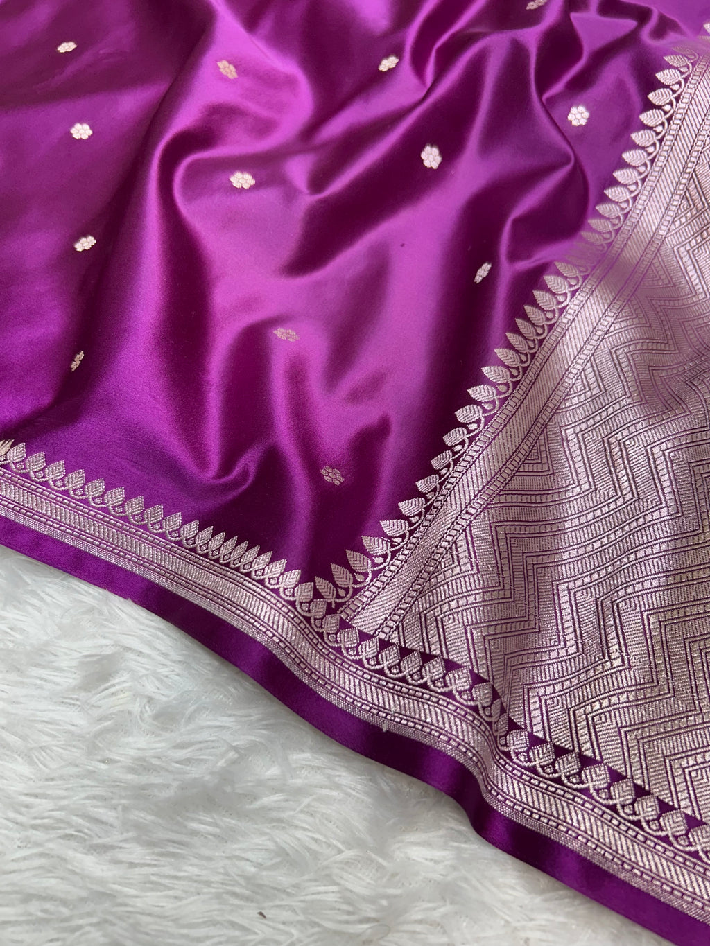Exquisite Handloom Mashru Katan Saree – Delicate Buti Work with Slim Border & Striped Blouse