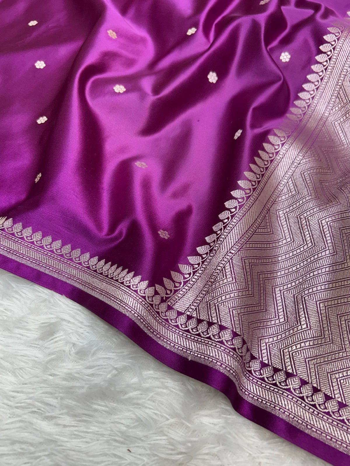Exquisite Handloom Mashru Katan Saree – Delicate Buti Work with Slim Border & Striped Blouse