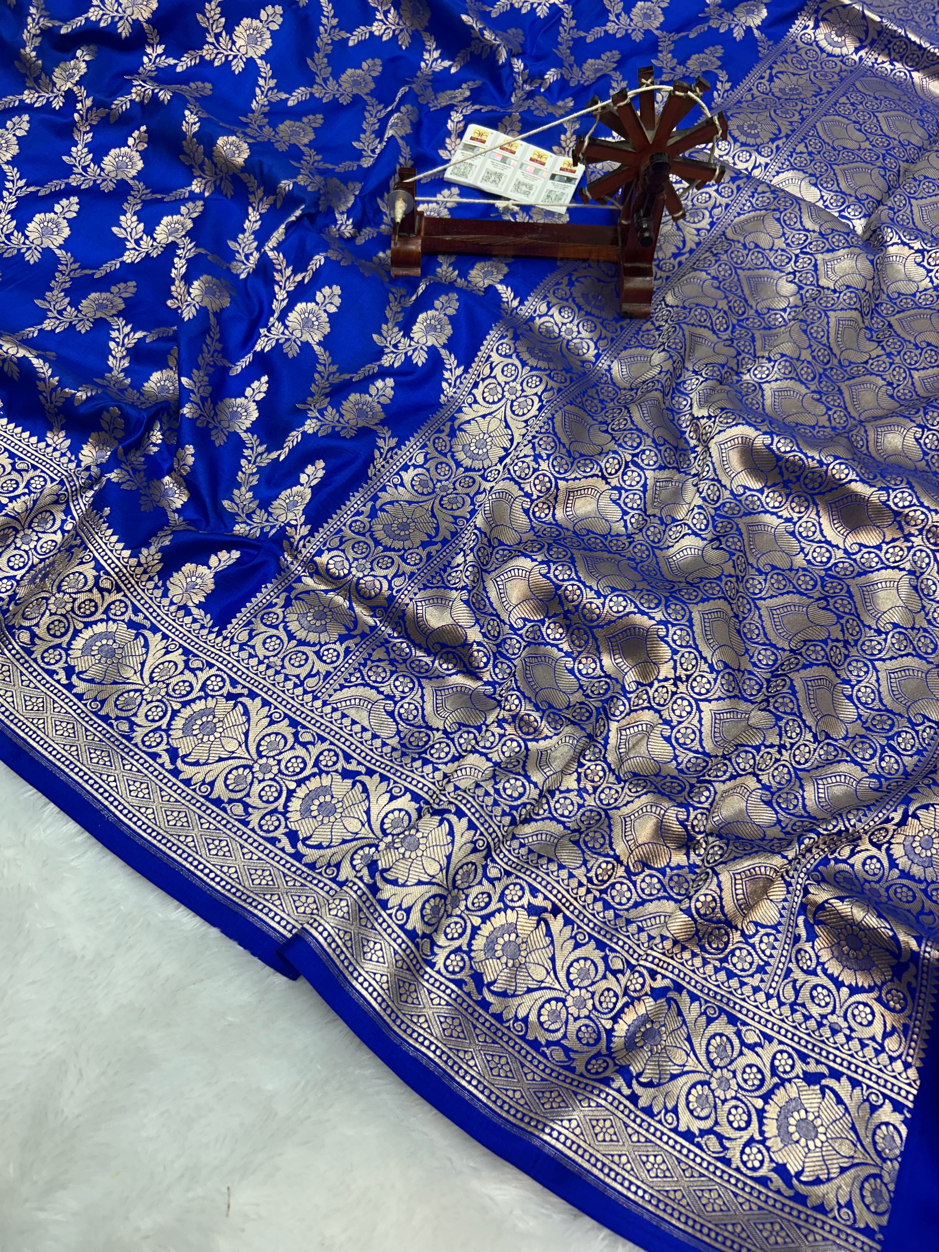 100% Pure Handloom Banarasi Katan Silk saree - Classic Royal Blue For Weddind Collection