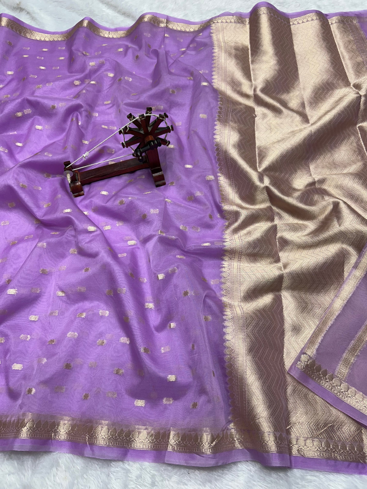 Banarasi Kora Organza Silk Saree with Small Buti, Slim Border & Designer Pallu