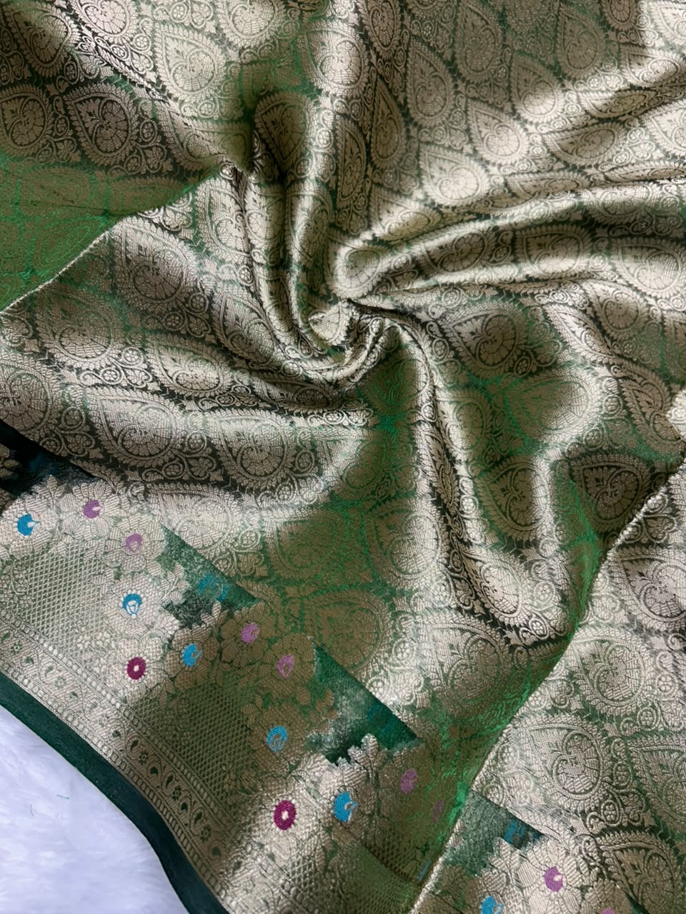 Banarasi Pure Glass Tissue Silk Saree flower Minakari Border