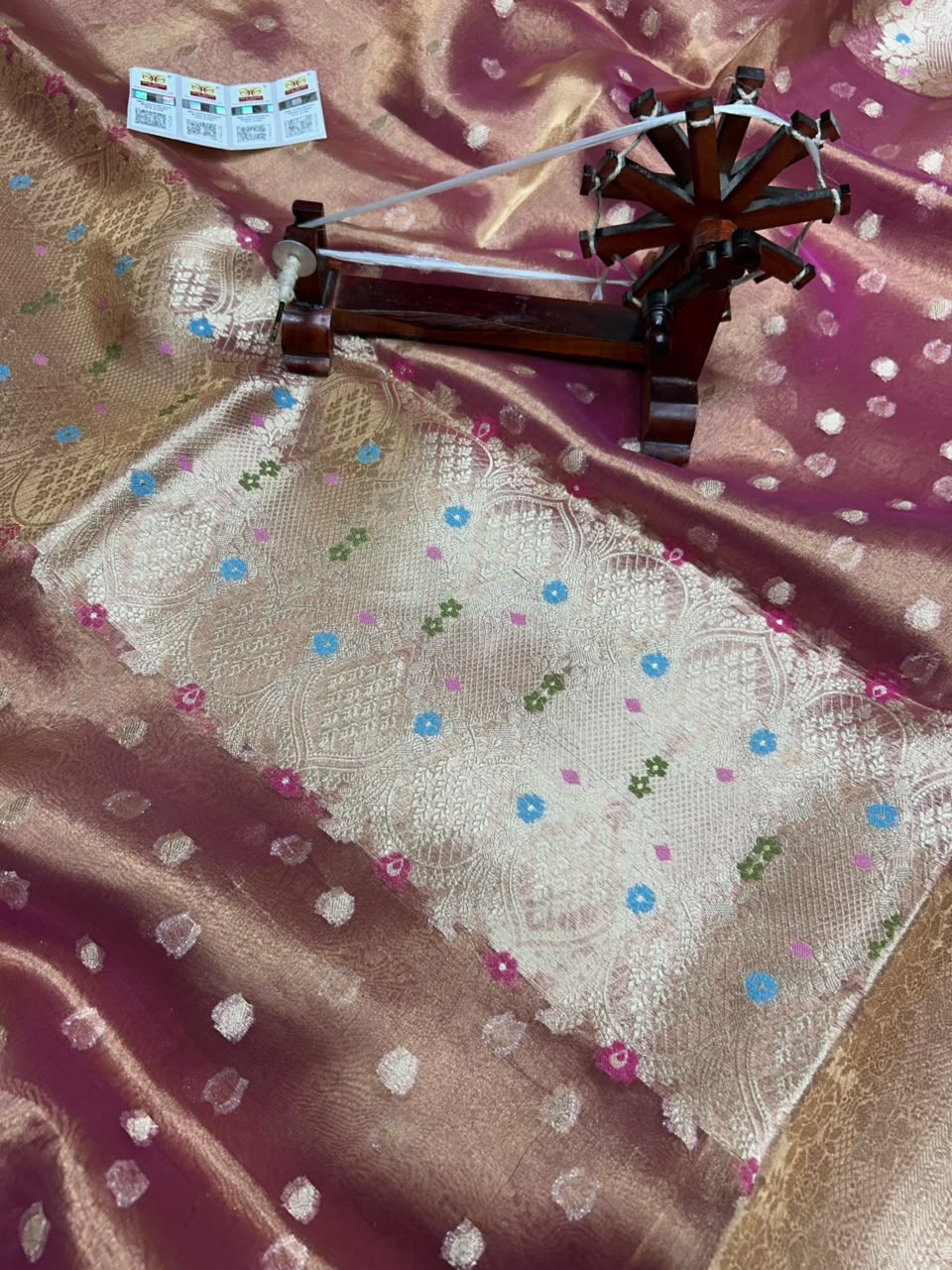 Banarasi Pure Glass Tissue Silk Saree flower Minakari Border
