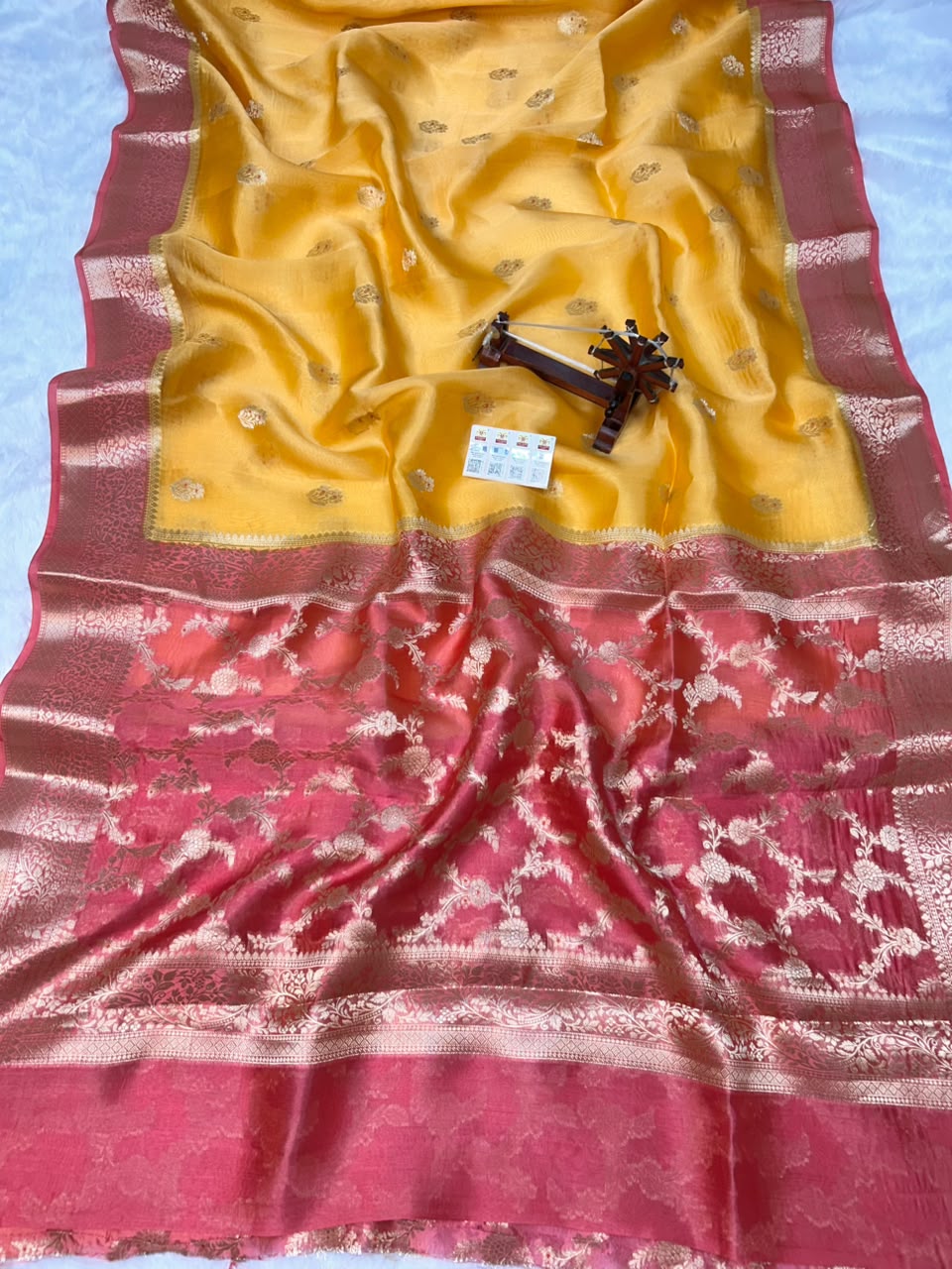 Pure Green Mango Silk Saree All Over Beautiful Minakari Gala Buti