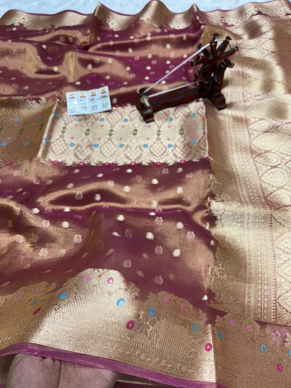 Banarasi Pure Glass Tissue Silk Saree flower Minakari Border