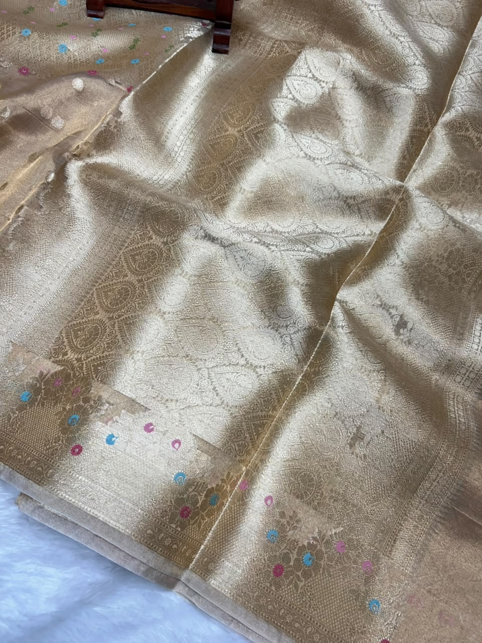Banarasi Pure Glass Tissue Silk Saree flower Minakari Border