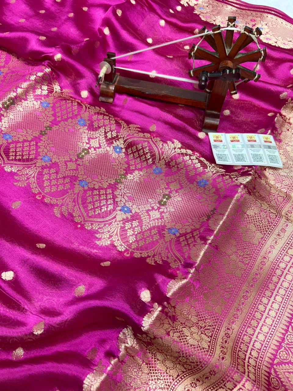 Pure Green Mango Silk Saree Flower Minakari Border