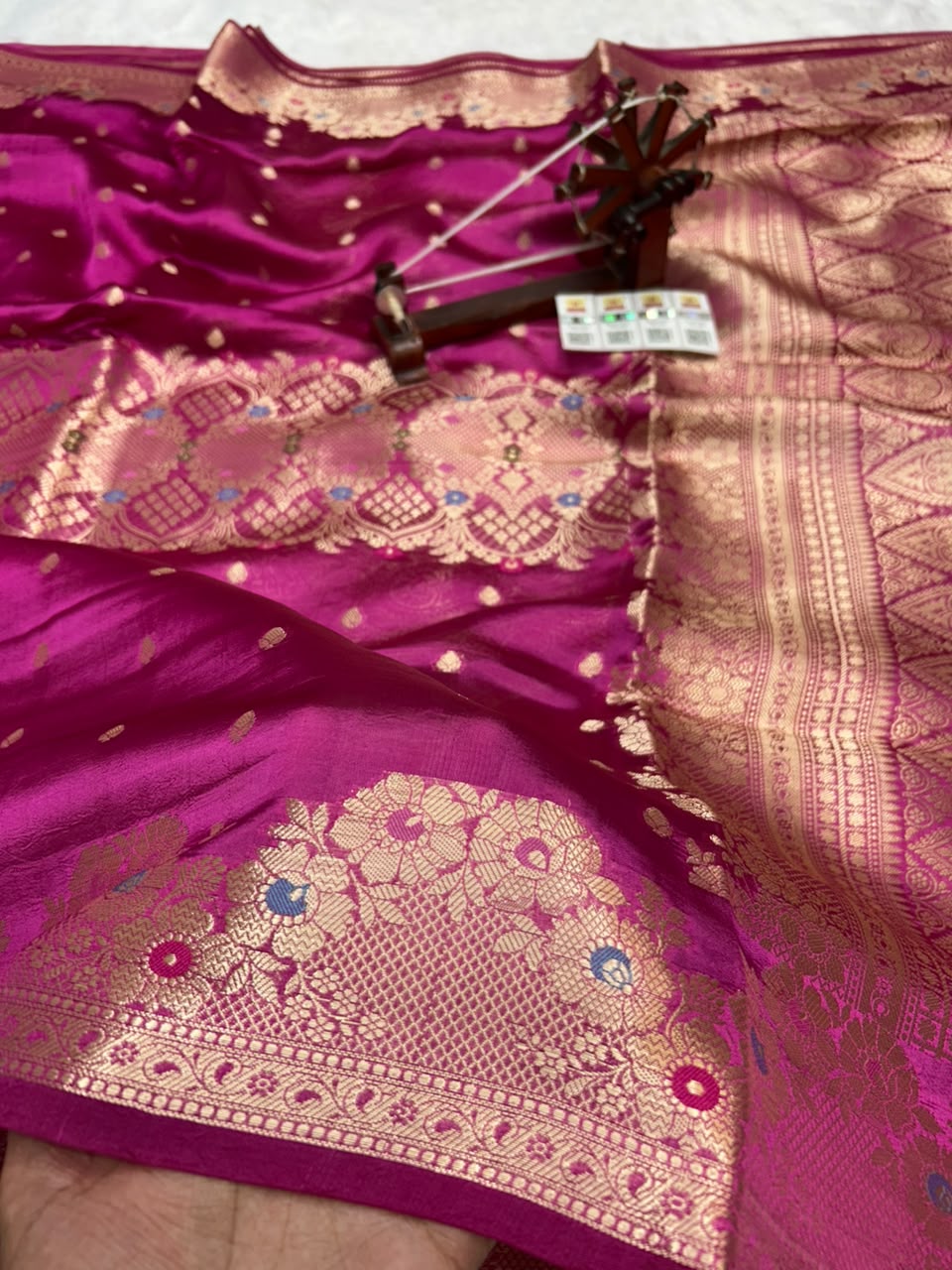 Pure Green Mango Silk Saree Flower Minakari Border