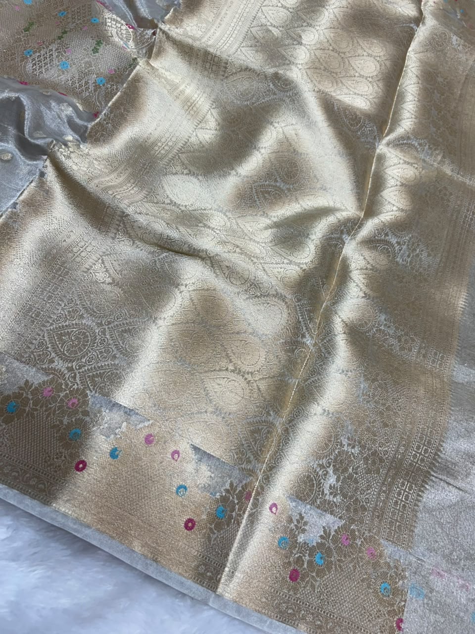 Banarasi Pure Glass Tissue Silk Saree flower Minakari Border