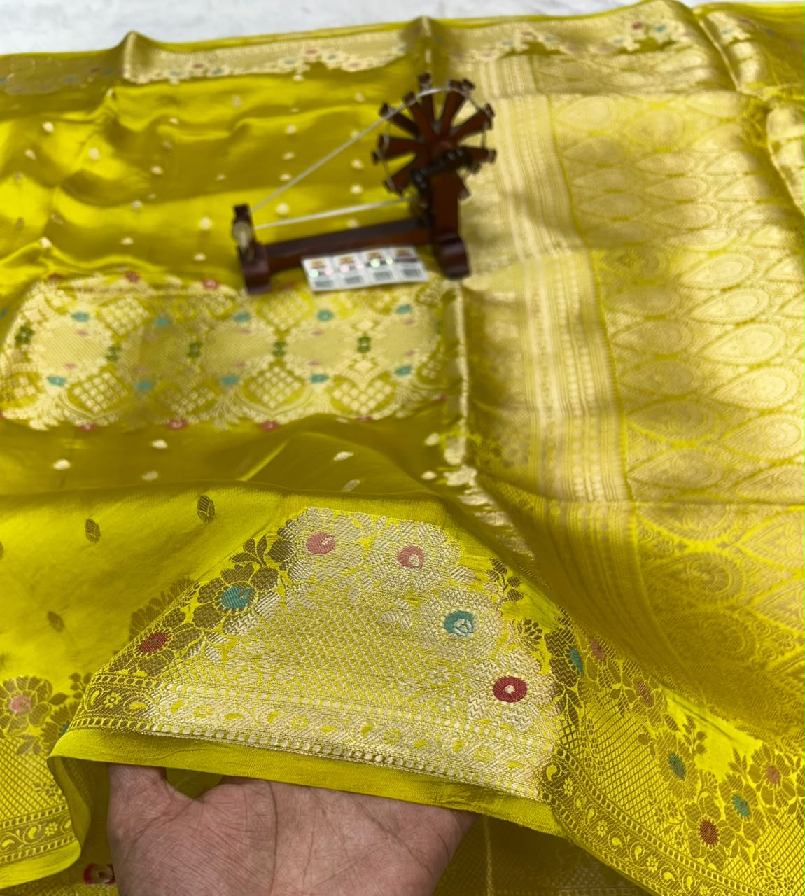 Pure Green Mango Silk Saree Flower Minakari Border