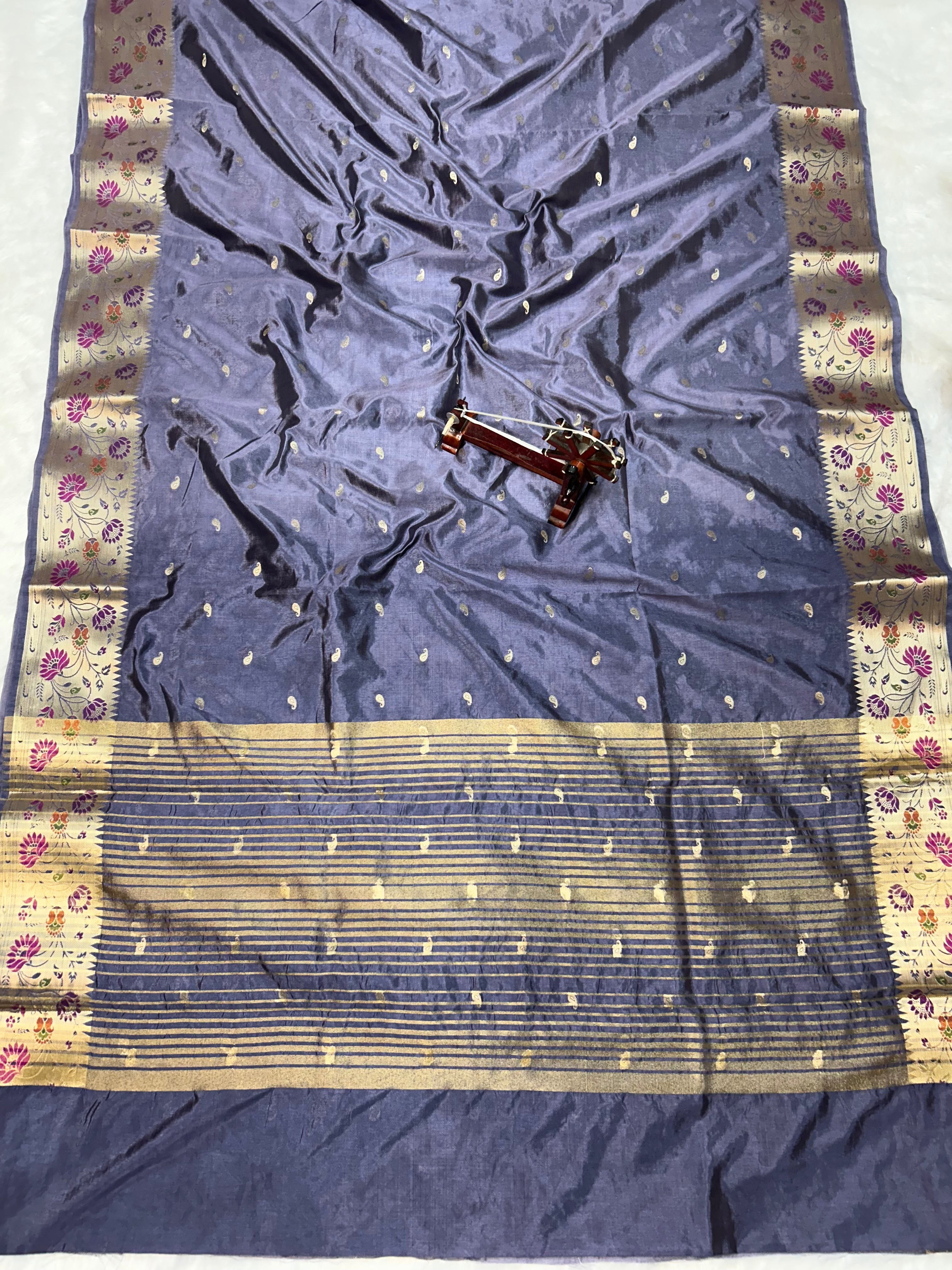 Banarasi Russian katan Silk Saree Tilfi Minakari Paithani Border