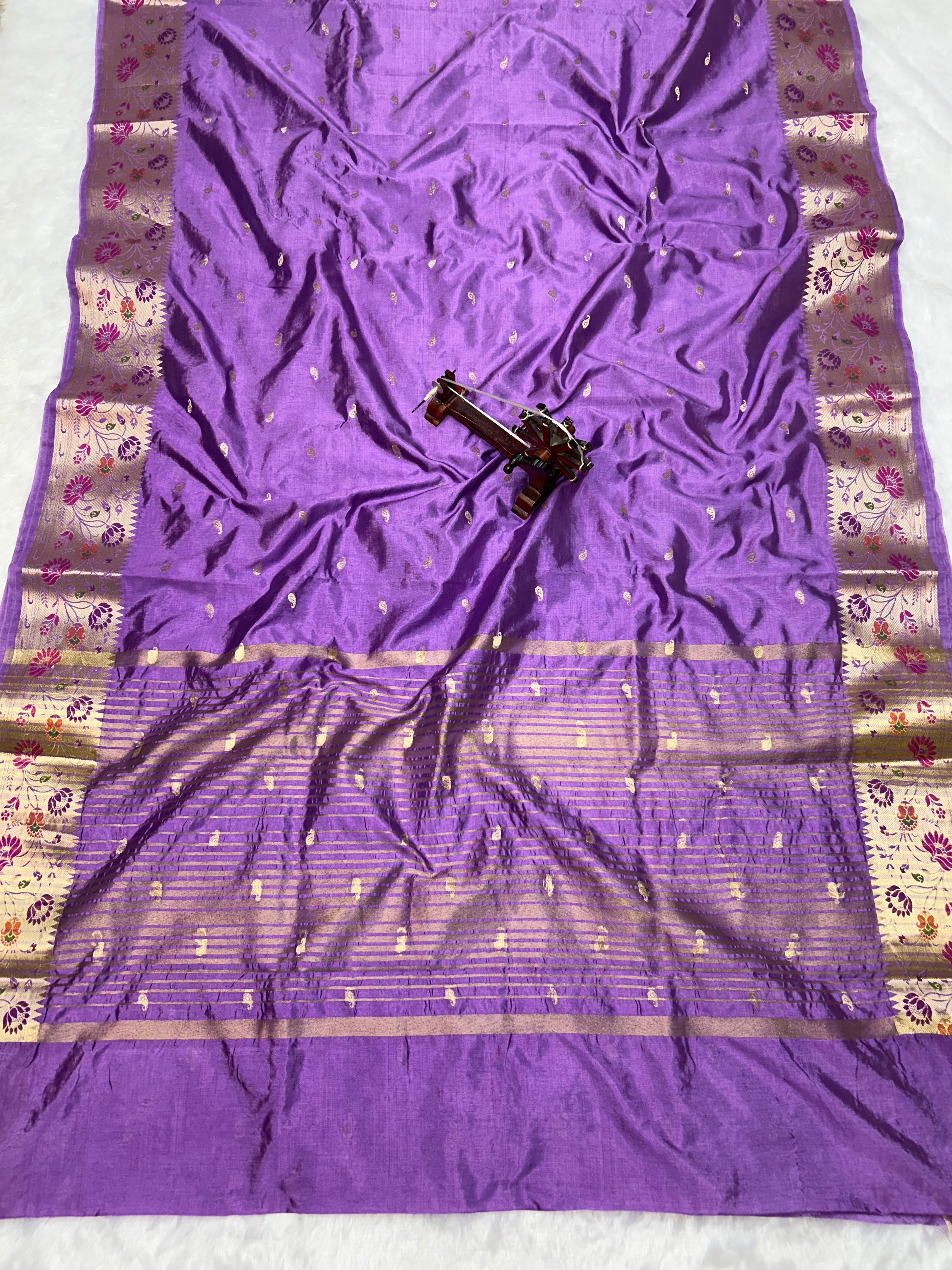 Banarasi Russian katan Silk Saree Tilfi Minakari Paithani Border