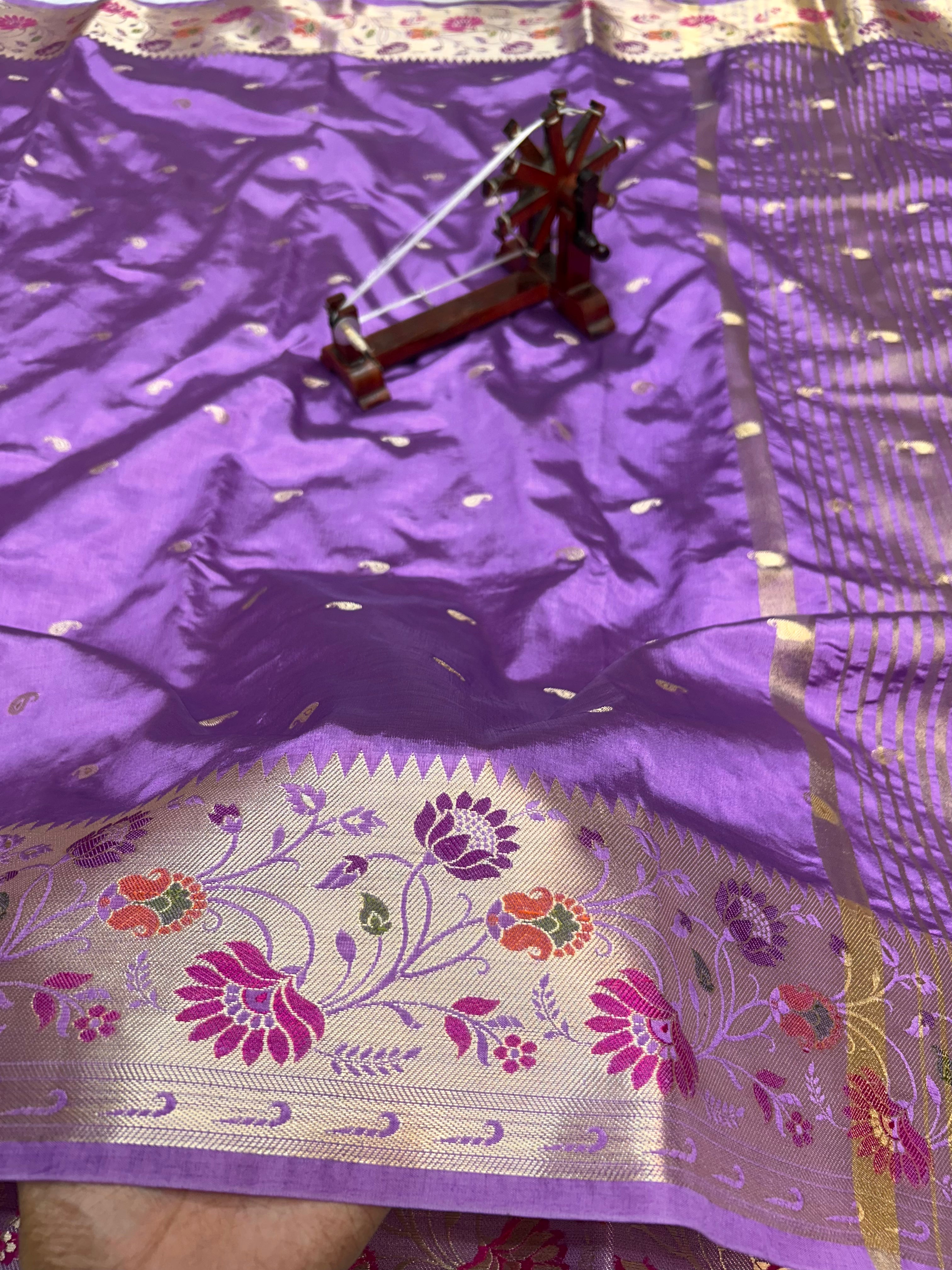 Banarasi Russian katan Silk Saree Tilfi Minakari Paithani Border