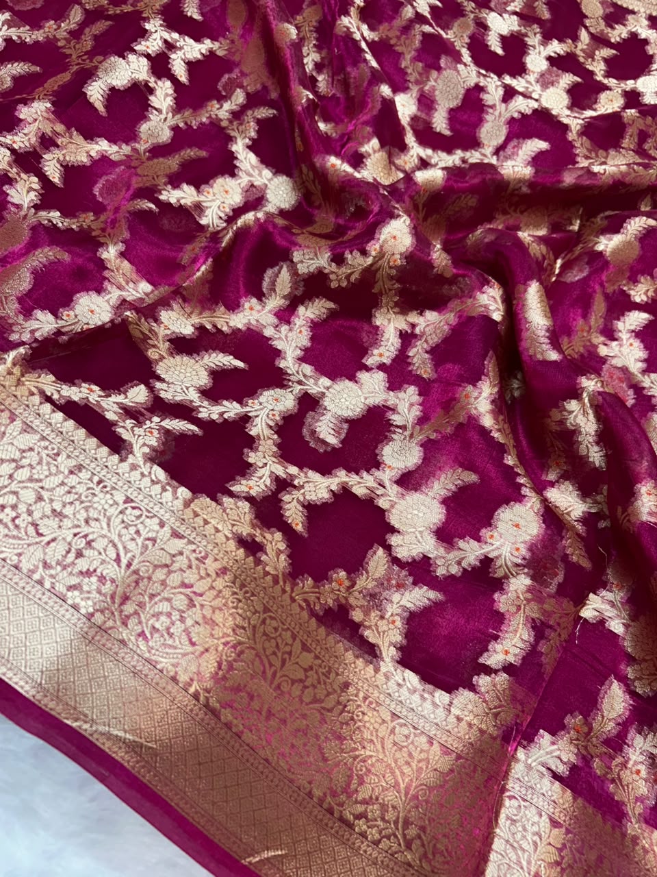 Banarasi Pure Glass Tissue Silk Saree All Over Beautiful Minakari Gala Buti