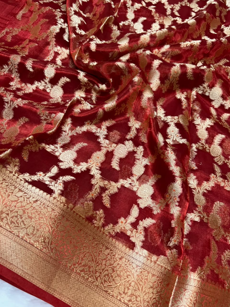 Banarasi Pure Glass Tissue Silk Saree All Over Beautiful Minakari Gala Buti