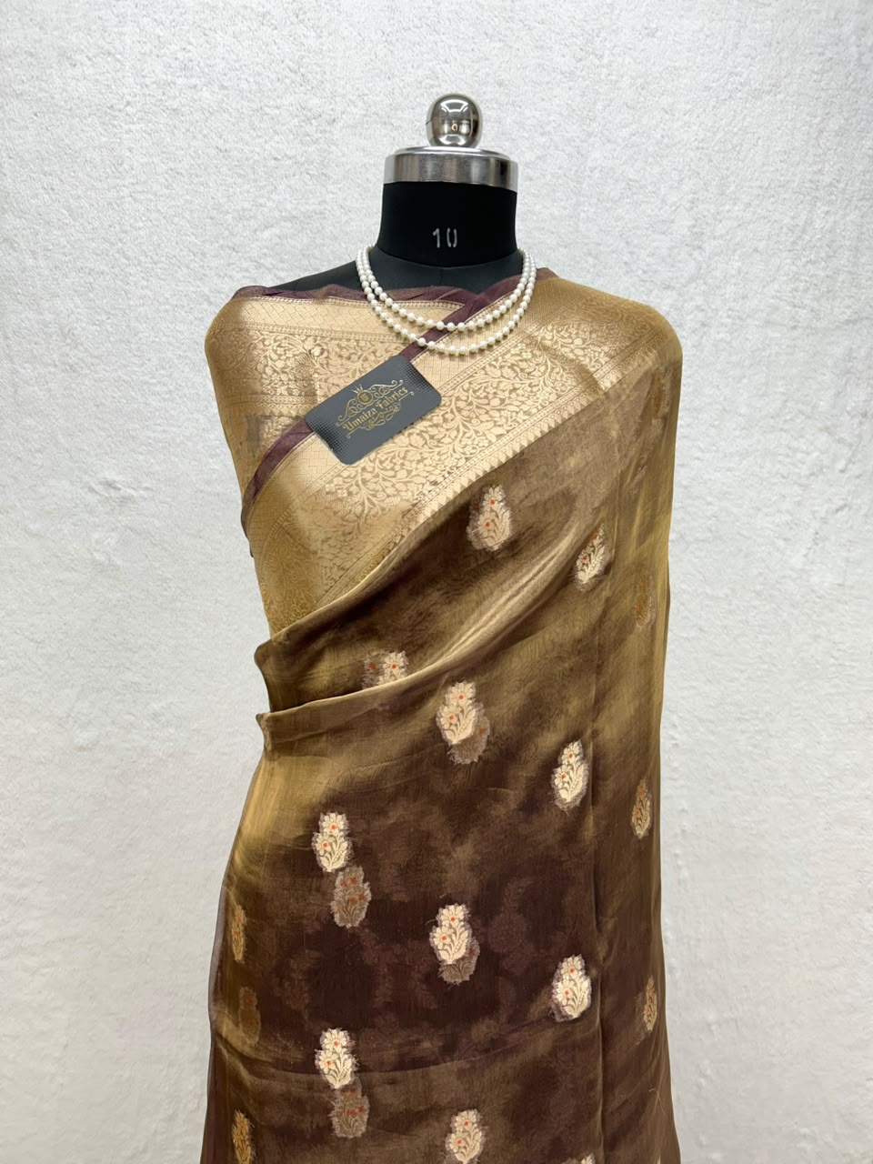 Banarasi Pure Glass Tissue Silk Saree All Over Beautiful Minakari Gala Buti