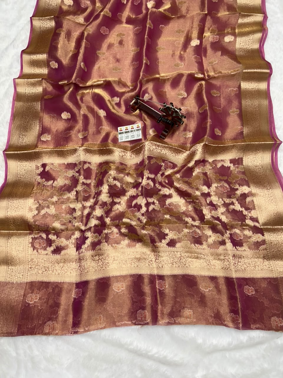Banarasi Pure Glass Tissue Silk Saree All Over Beautiful Minakari Gala Buti