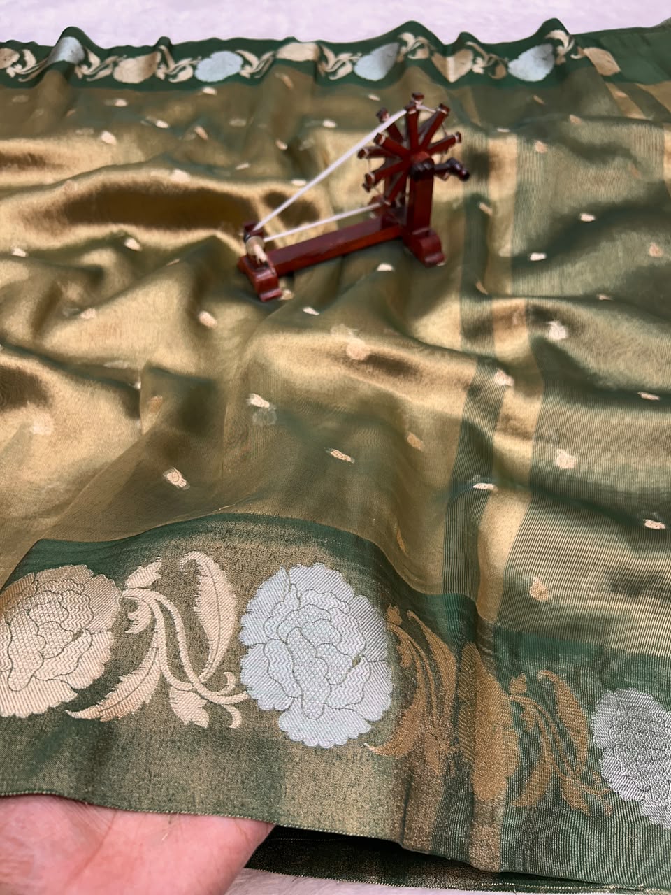 Banarasi Tissue Silk Saree Sona Rupa Weaving Border Satan Minakari