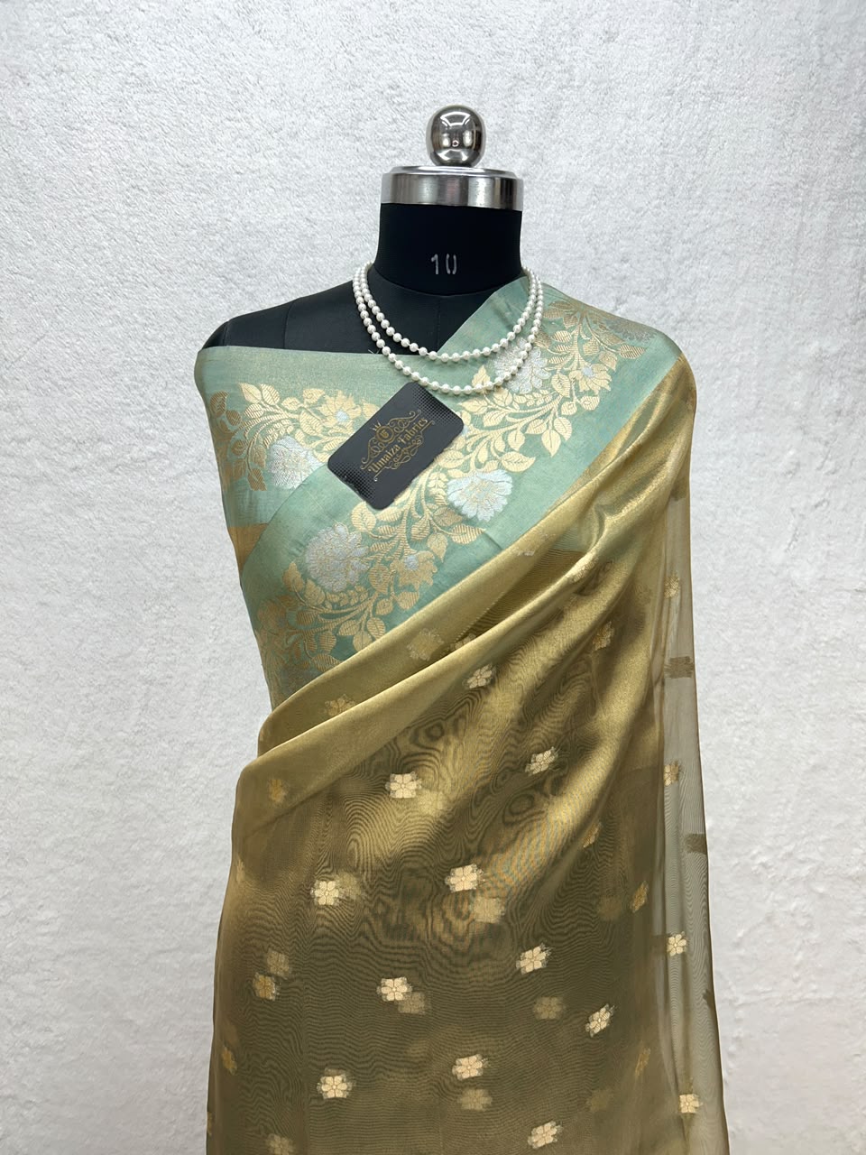 Banarasi Tissue Silk Saree Sona Rupa Weaving Border Satan Minakari