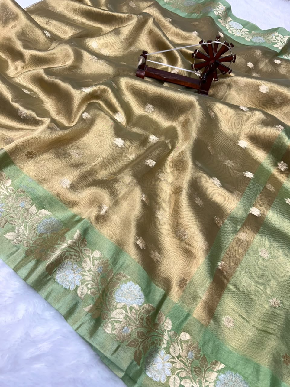 Banarasi Tissue Silk Saree Sona Rupa Weaving Border Satan Minakari