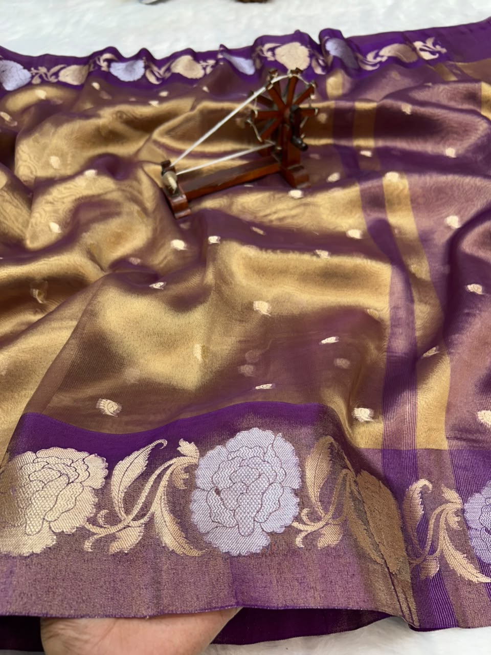 Banarasi Tissue Silk Saree Sona Rupa Weaving Border Satan Minakari