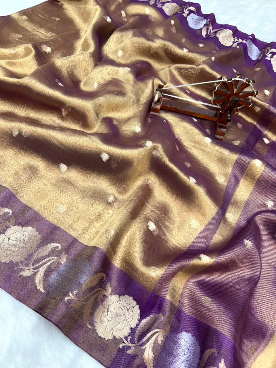 Banarasi Tissue Silk Saree Sona Rupa Weaving Border Satan Minakari