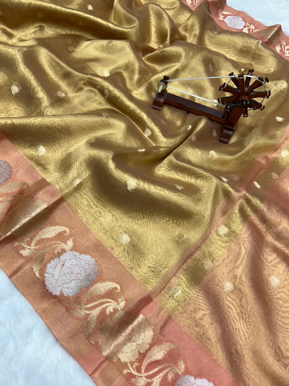 Banarasi Tissue Silk Saree Sona Rupa Weaving Border Satan Minakari